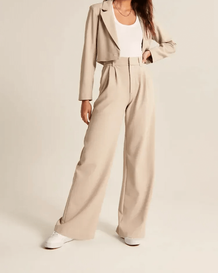 Tailored trousers with wide leg