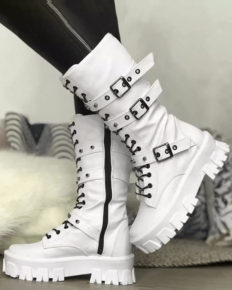 Linda - Boots with zipper and buckles