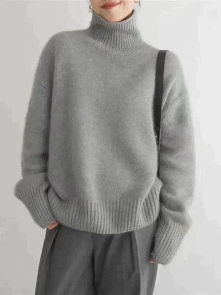 Erika - Warm turtleneck sweater