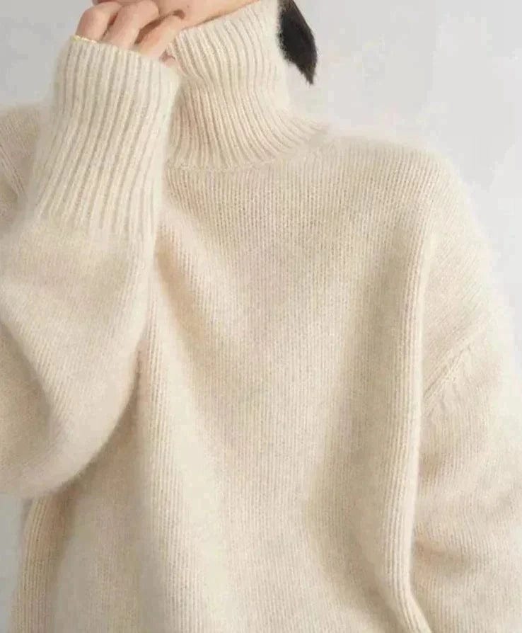 Erika - Warm turtleneck sweater